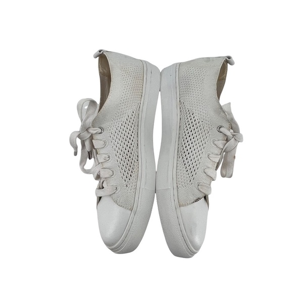 Banana Republic White Lace Up Perforated Sneakers Size 6 1/2 Women’s - Picture 7 of 9